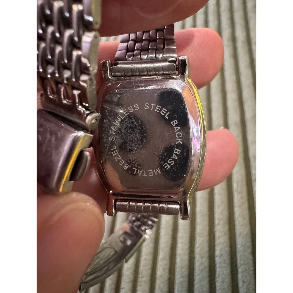 SDG South Dakota Gold Women's Watch - Needs New‎ Battery
